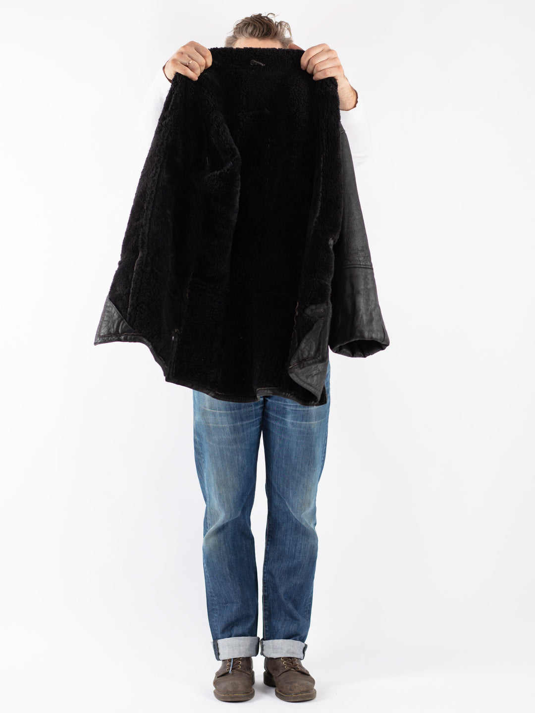 Vintage 90's Men Sheepskin Coat in Black