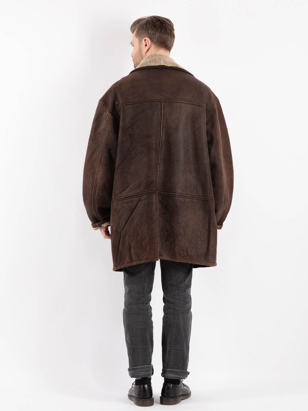 Vintage 90's Men Sheepskin Coat in Brown
