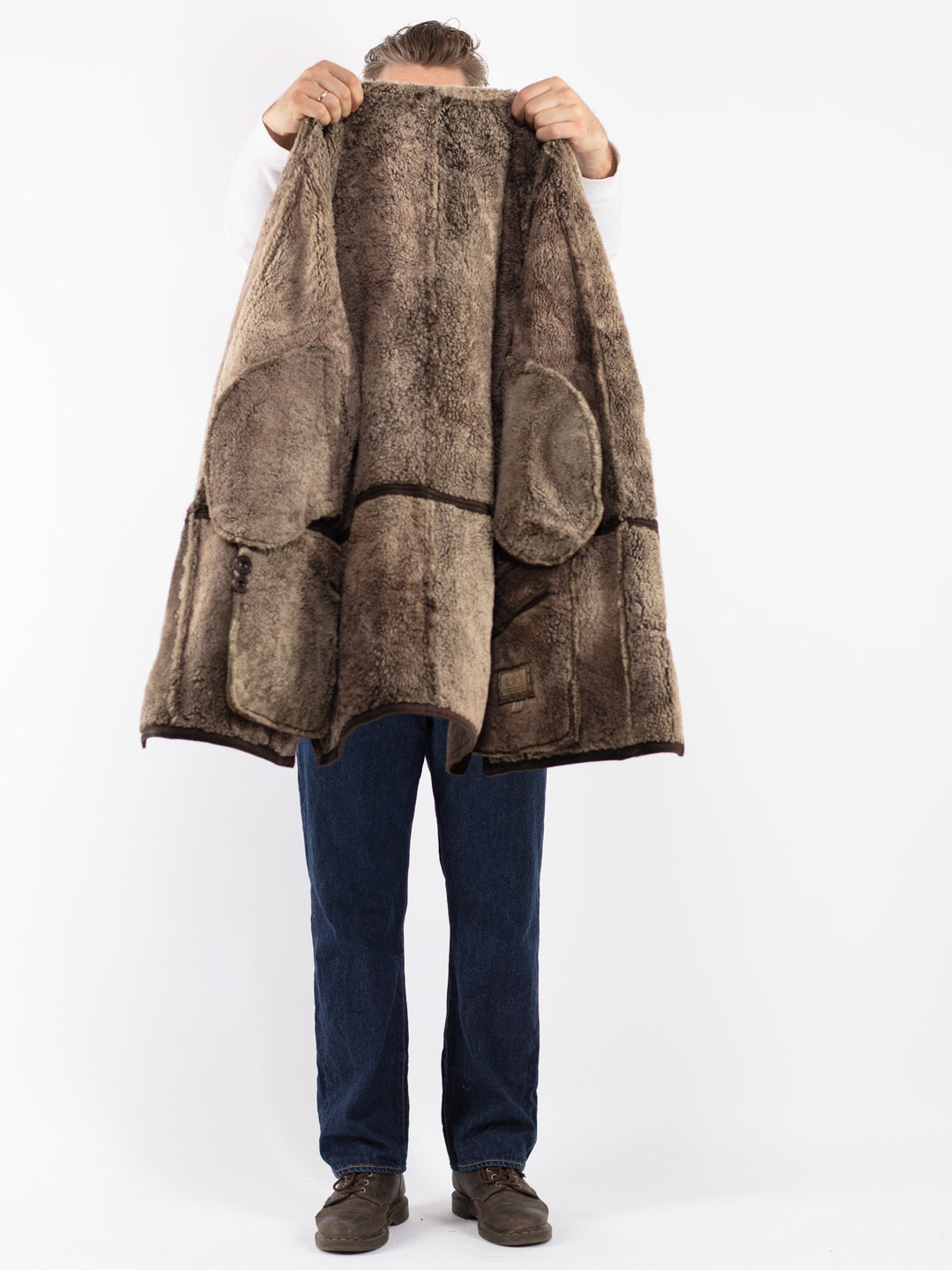 Vintage 90's Men Sheepskin Coat in Brown