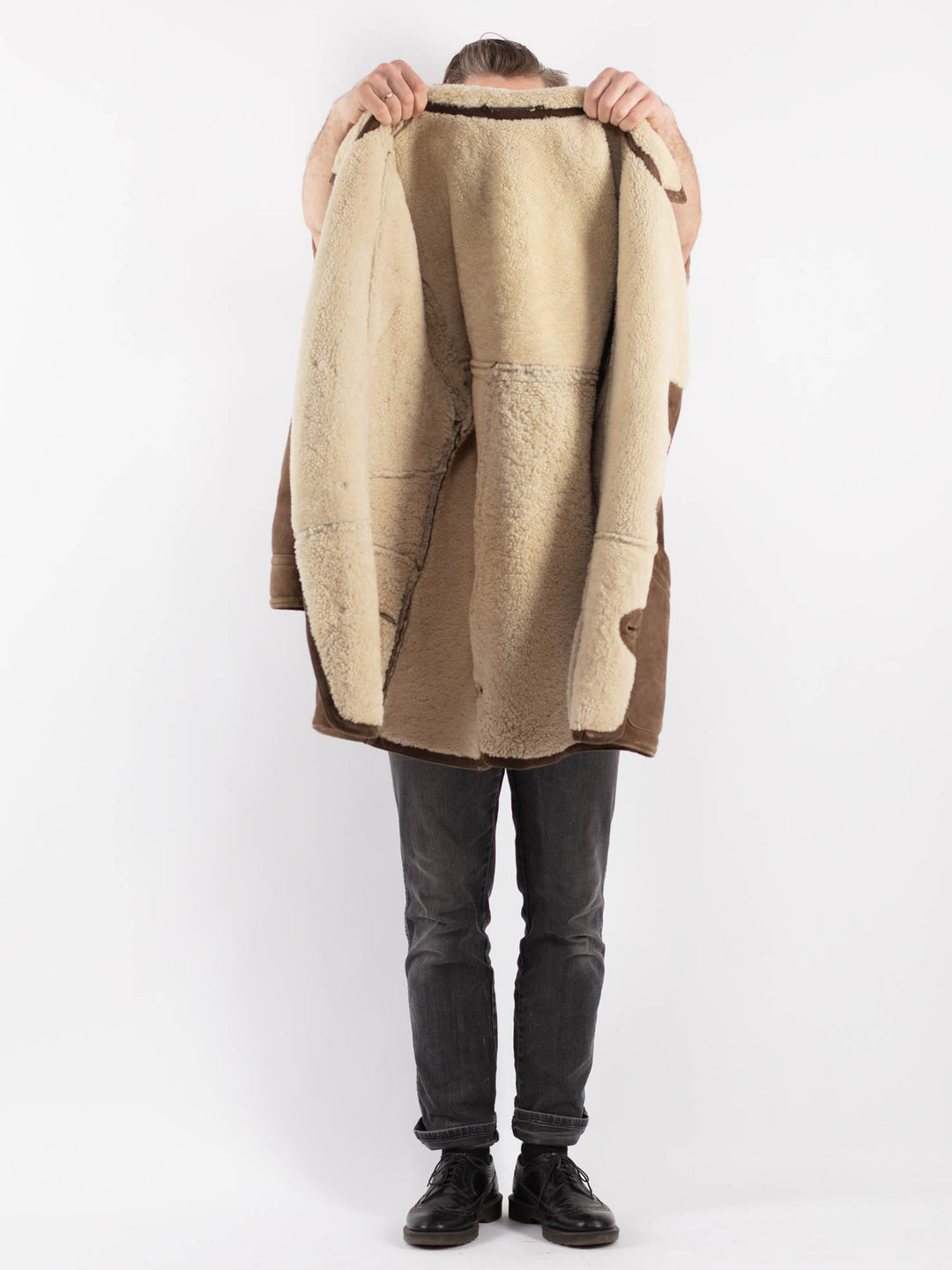 Vintage 90's Men Sheepskin Coat in Brown