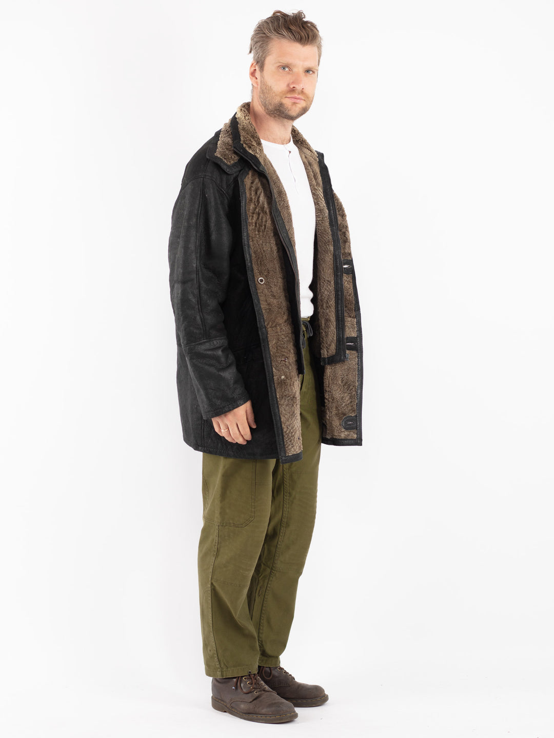 Vintage 90's Men Sheepskin Coat in Black