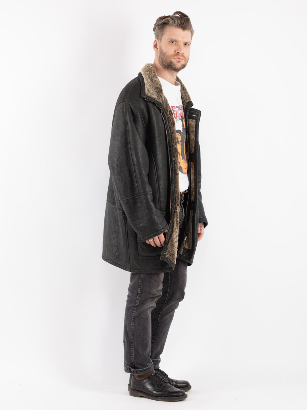 Vintage 90's Men Sheepskin in BlackZ407