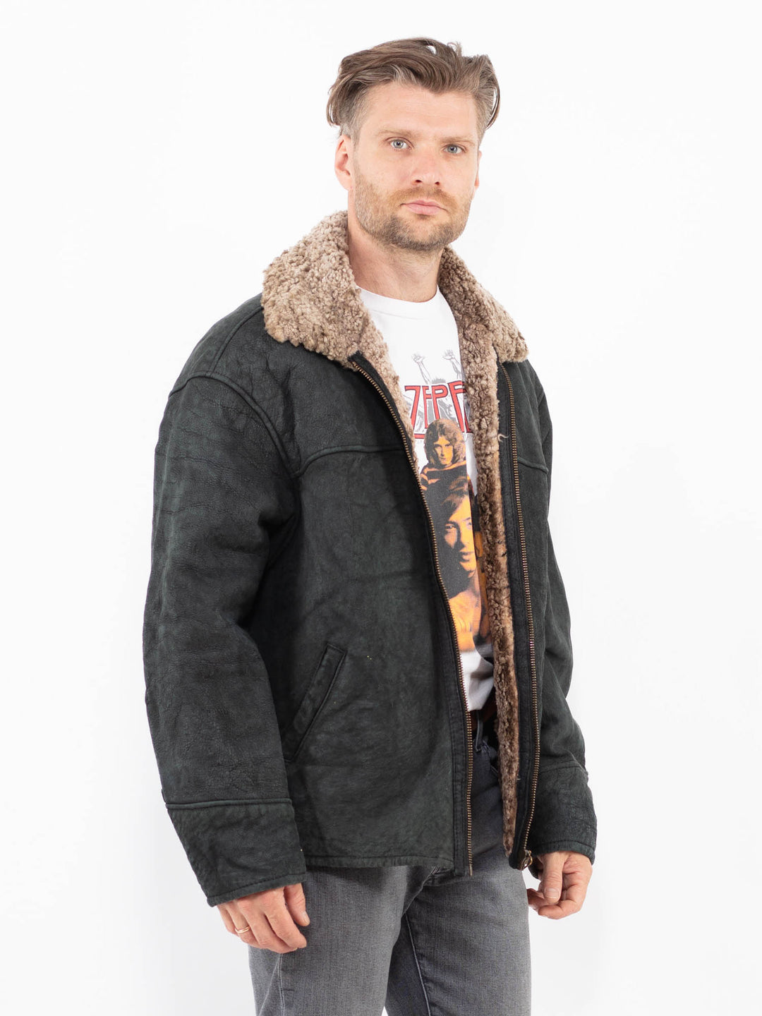 Vintage 90's Men Sheepskin Jacket in BlackZ2120