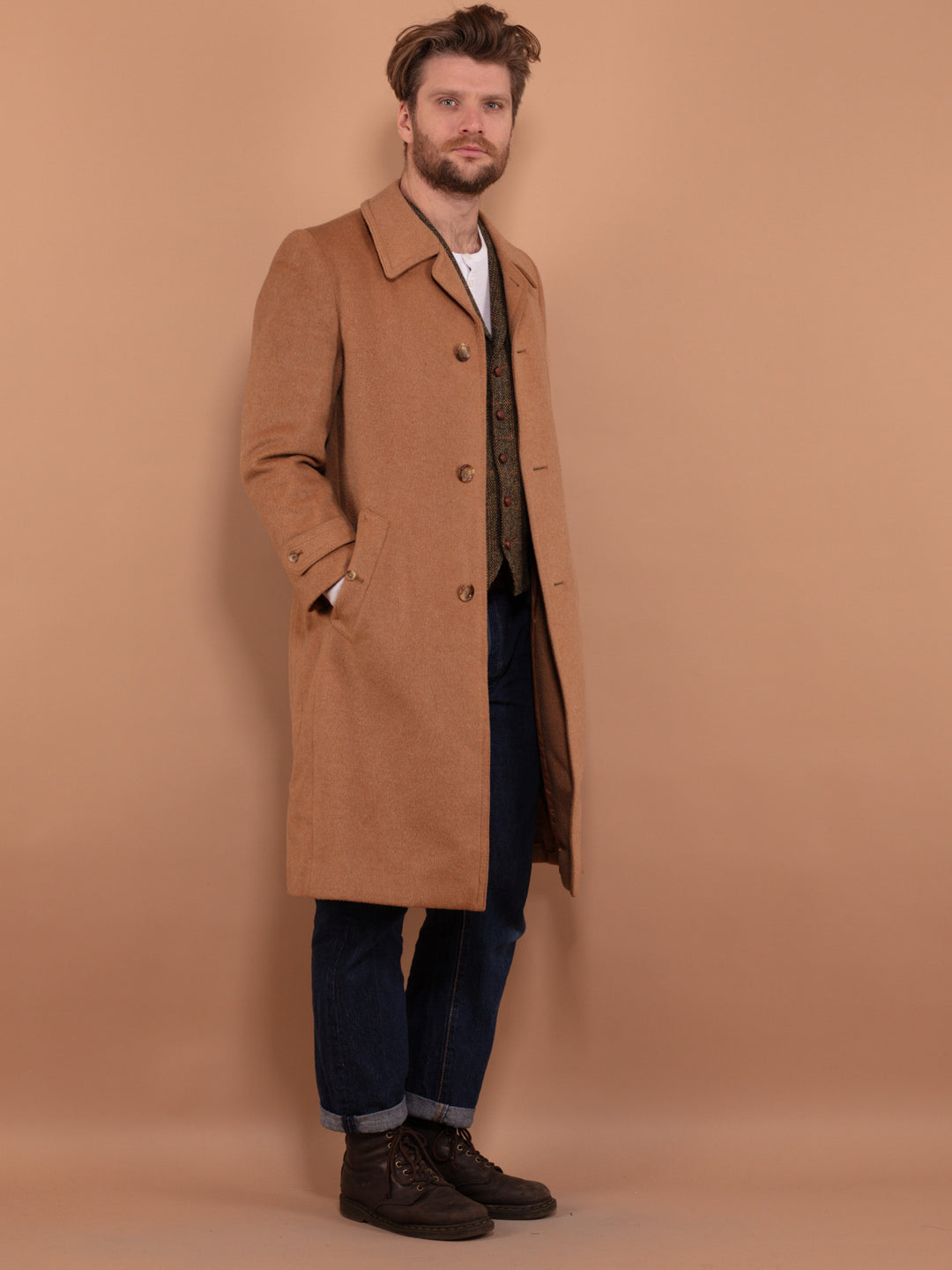 Vintage 90's Men Wool Blend Coat in Beige - NorthernGrip