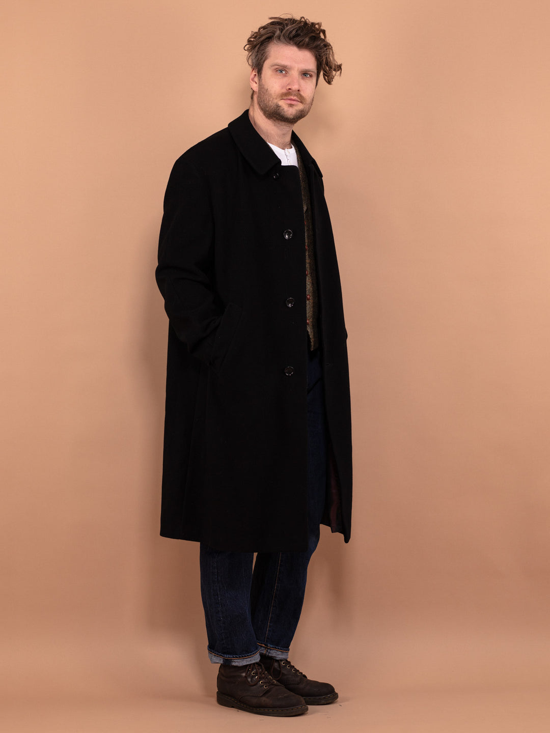 Vintage 90's Men Wool and Cashmere Overcoat in Black - NorthernGrip