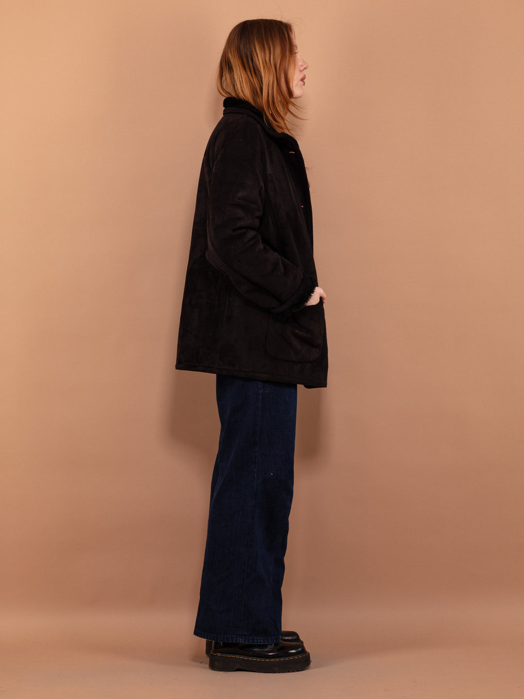 Vintage 90's Women Faux Sheepskin Coat in Black - NorthernGrip