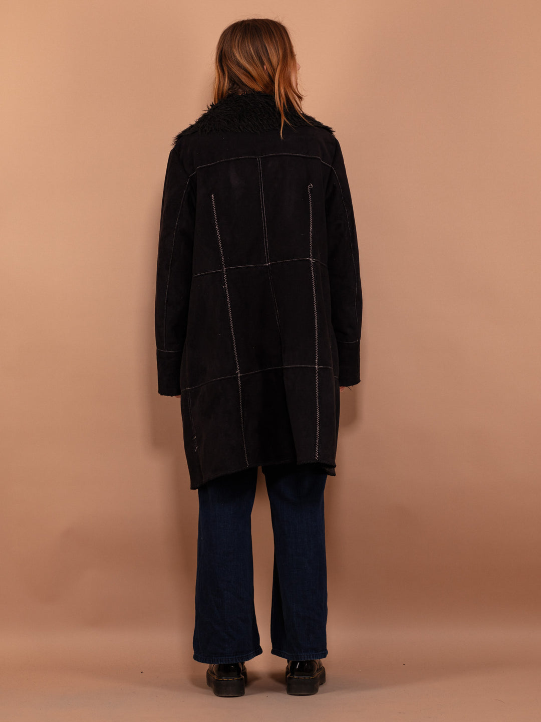 Vintage 90's Women Faux Sheepskin Coat in Black - NorthernGrip