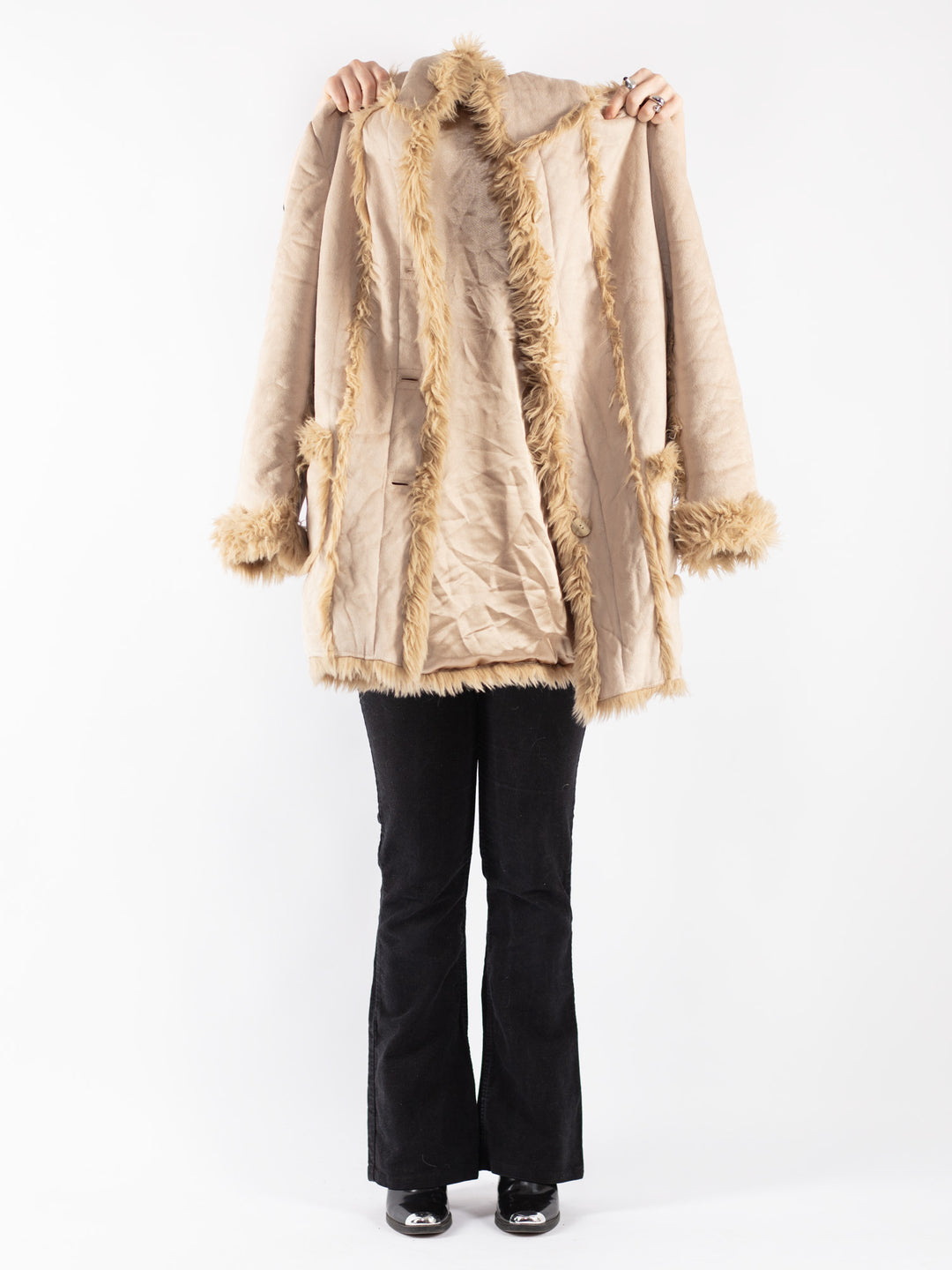 Vintage 90's Women Faux Sheepskin Coat in Beige