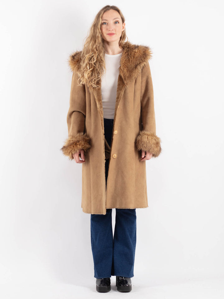 Vintage 90's Women Faux Sheepskin in Beige