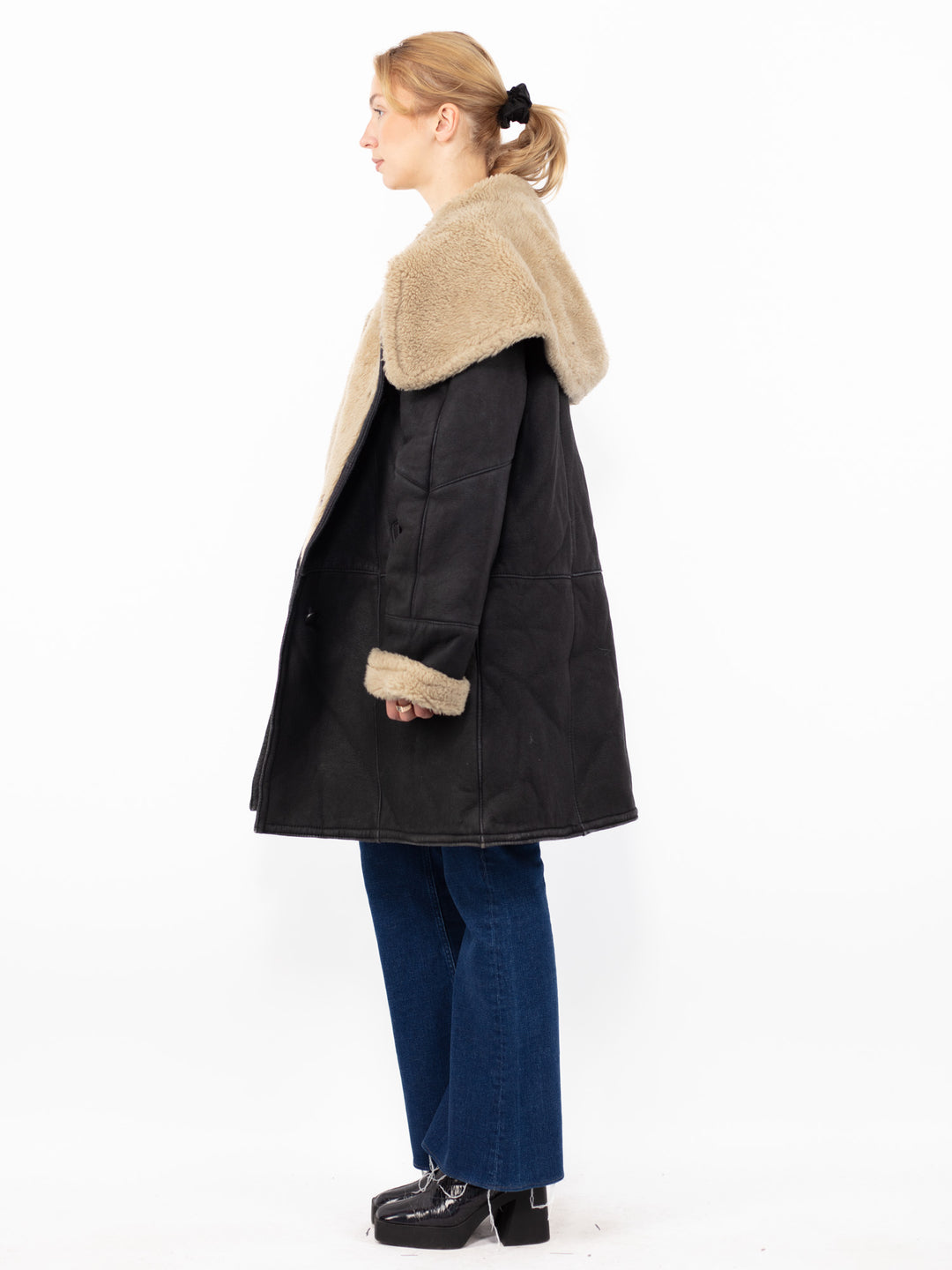 Vintage 90's Women Oversized Faux Sheepskin Coat in Black