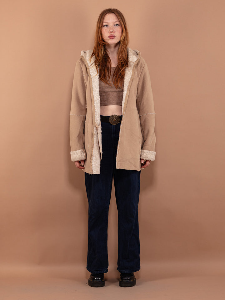 Vintage 90's Women Hooded Faux Sheepskin Coat in Beige - NorthernGrip