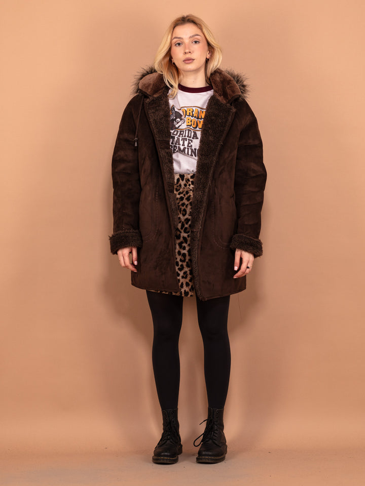 Vintage 90's Women Hooded Faux Sheepskin Coat in Brown - NorthernGrip