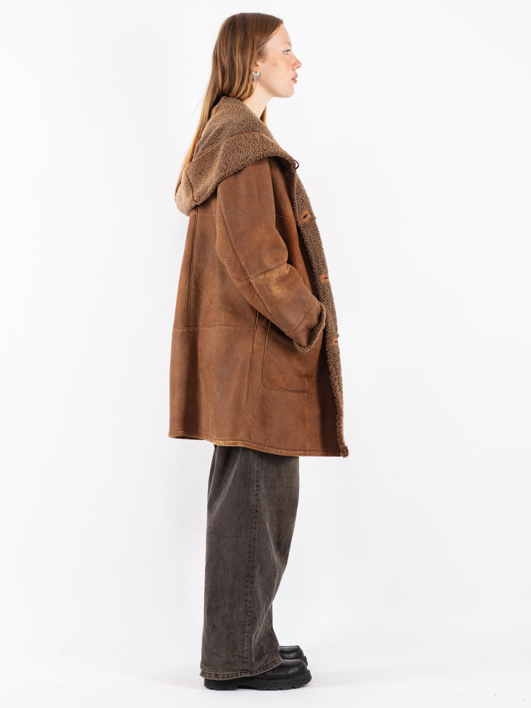 Vintage 90's Women Sheepskin Coat in Brown