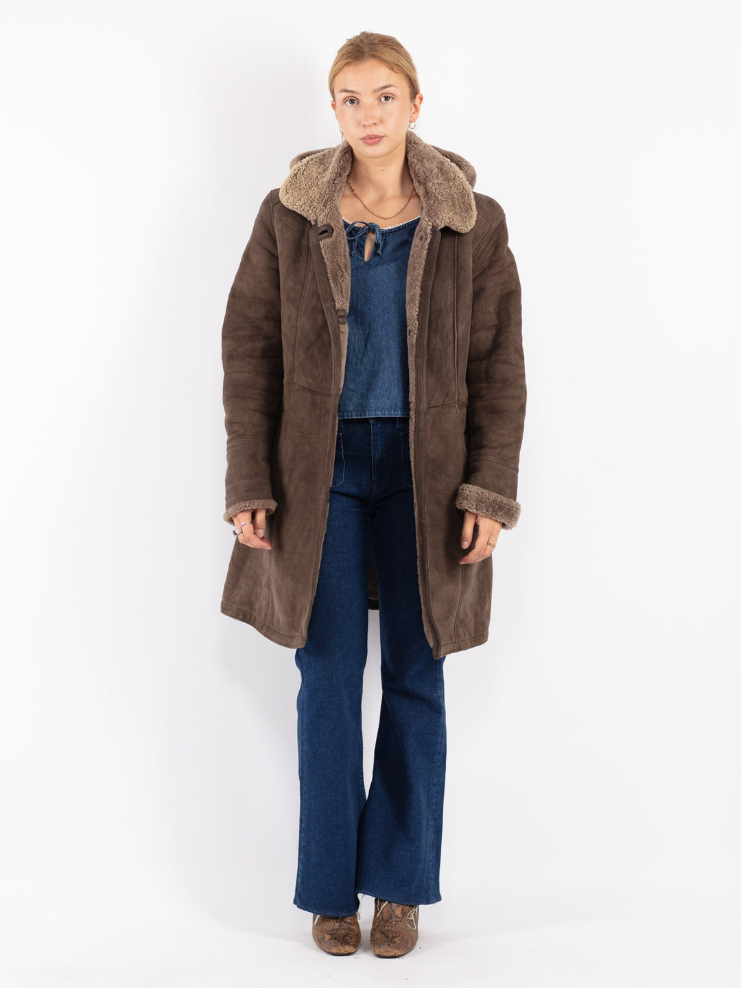 Vintage 90's Women Sheepskin Coat in Brown