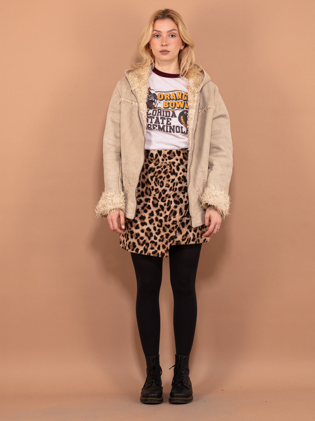Vintage 90's Women Hooded Sherpa Jacket in Beige - NorthernGrip
