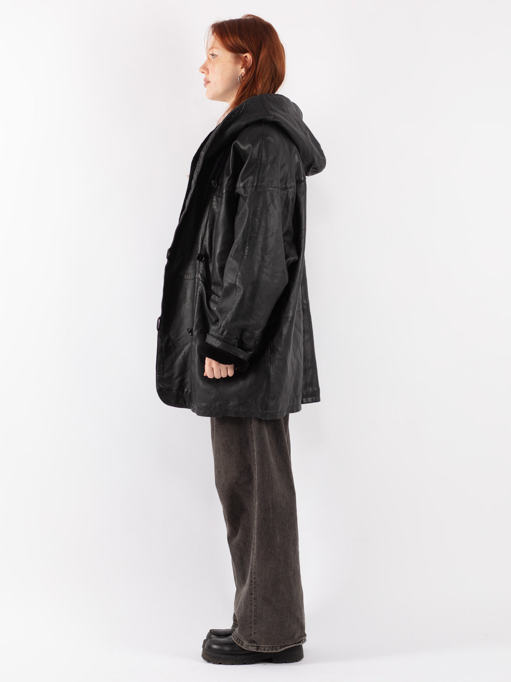 Vintage 90's Women Leather Coat in Black
