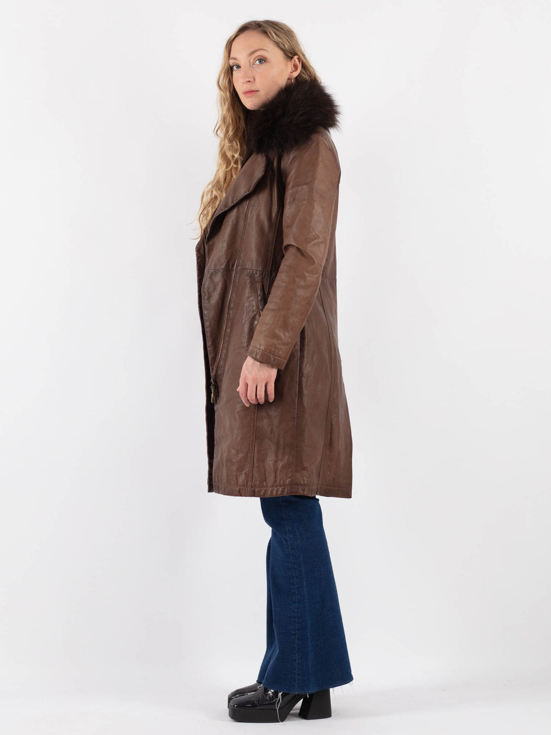 Vintage 90's Women Leather Coat in BrownV9425