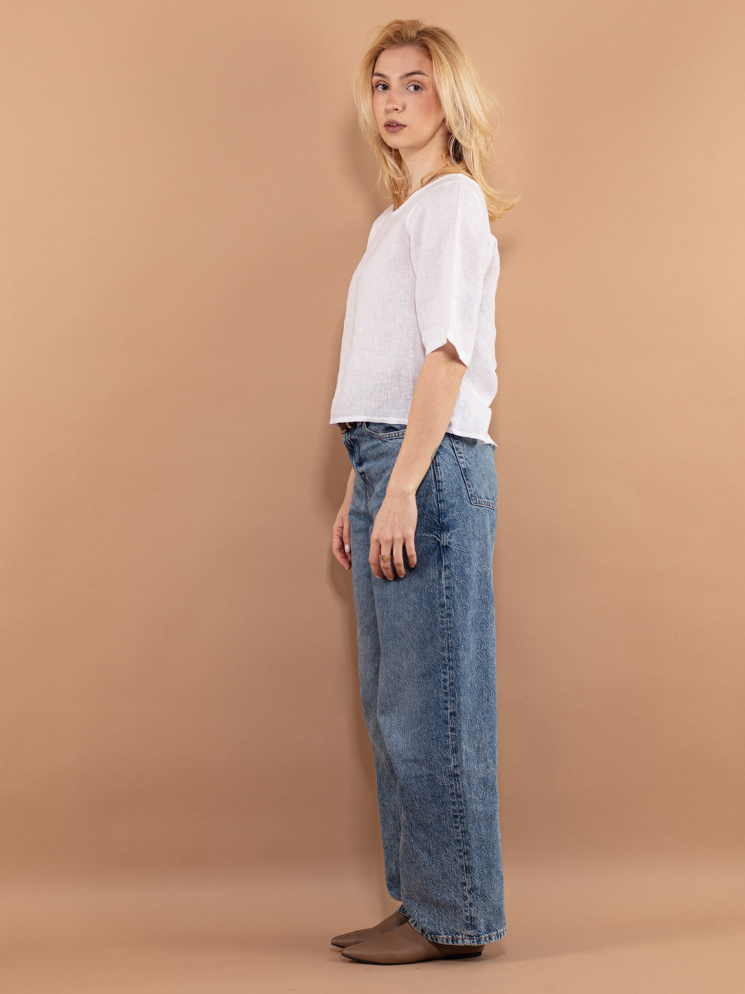 Vintage 90's Women Linen Blouse in White - NorthernGrip