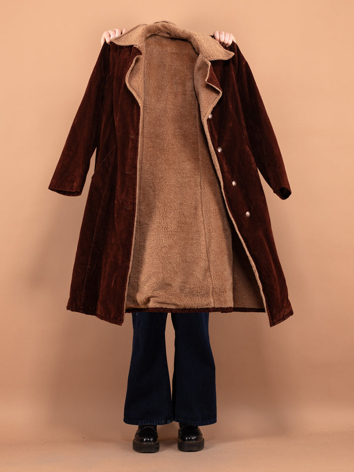 Vintage 90's Women Oversized Sherpa Coat in Brown - NorthernGrip