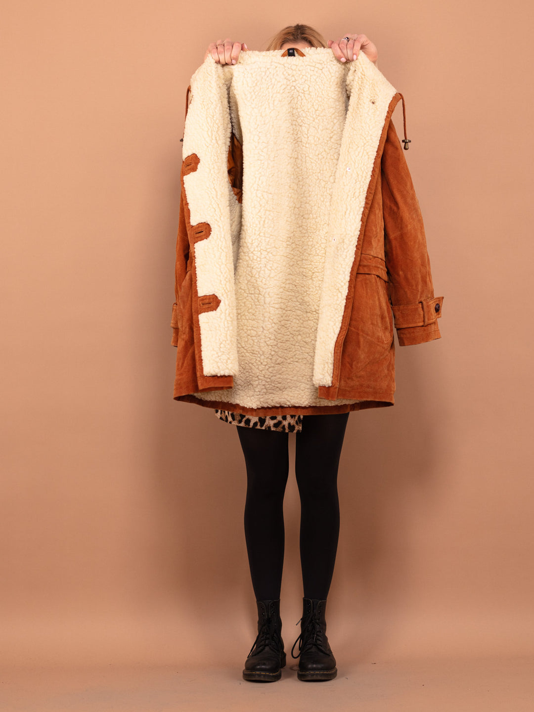 Vintage 90's Women Oversized Sherpa Coat in Brown - NorthernGrip