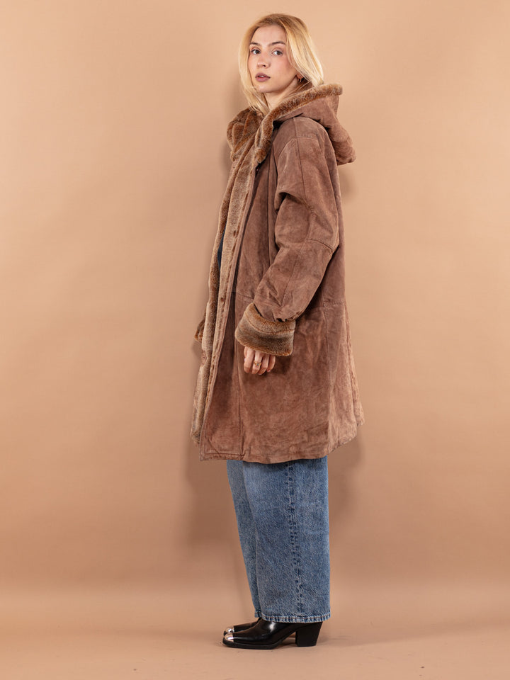 Vintage 90's Women Oversized Suede Sherpa Coat in Brown - NorthernGrip