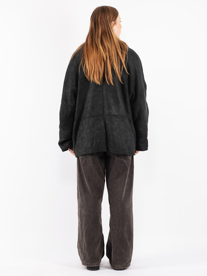 Vintage 90's Women Sheepskin Coat in Black