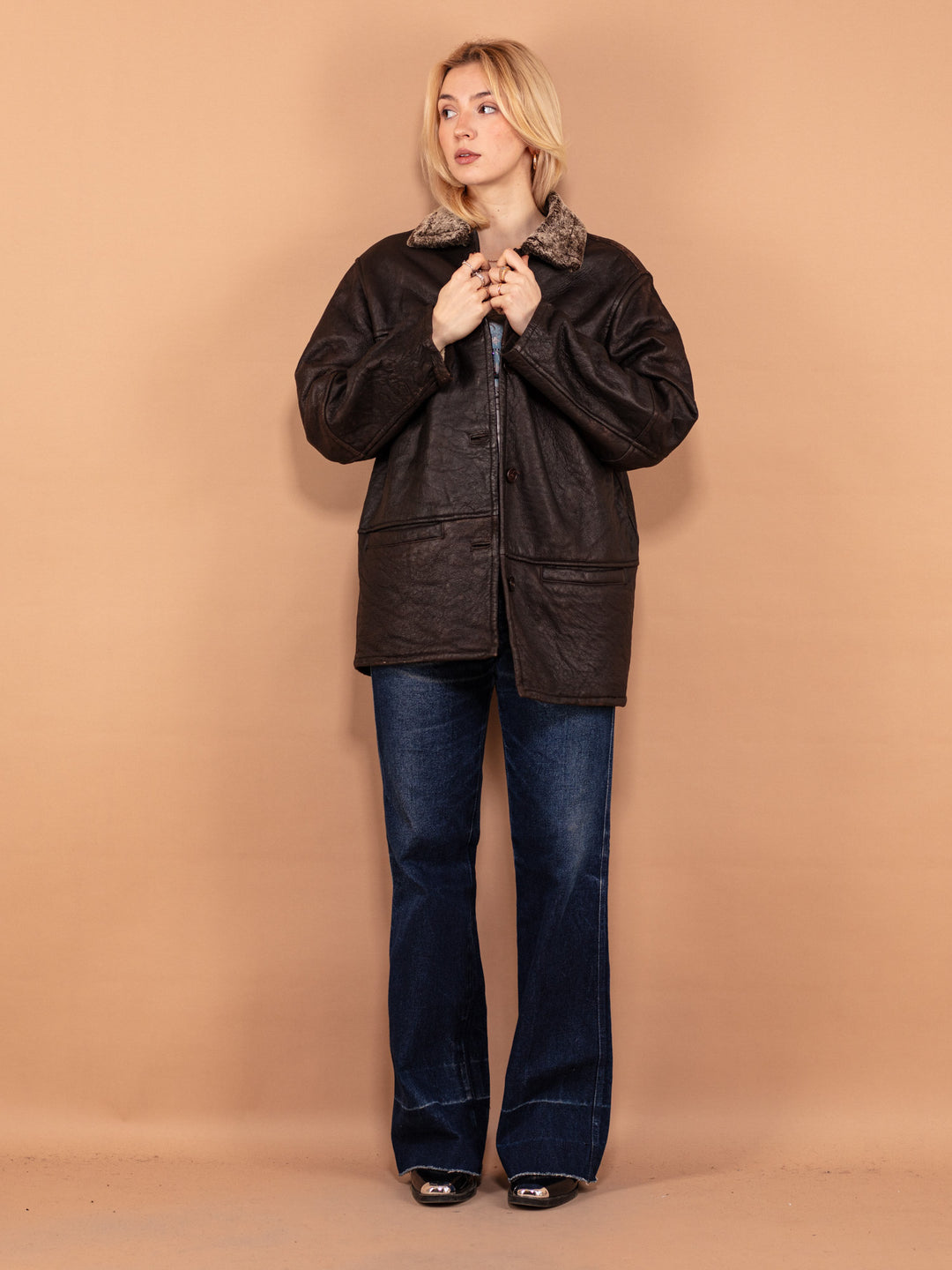 Vintage 90's Women Sheepskin Coat in Brown - NorthernGrip