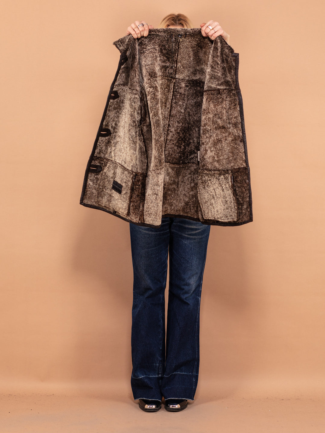 Vintage 90's Women Sheepskin Coat in Brown - NorthernGrip