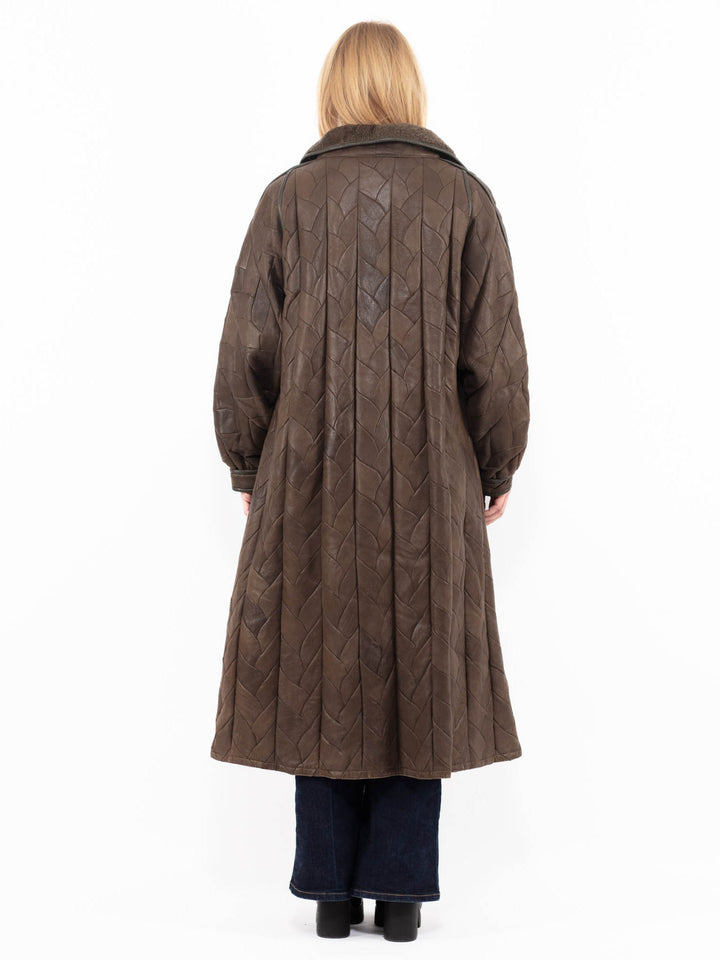 Vintage 90's Women Sheepskin Coat in BrownA1074