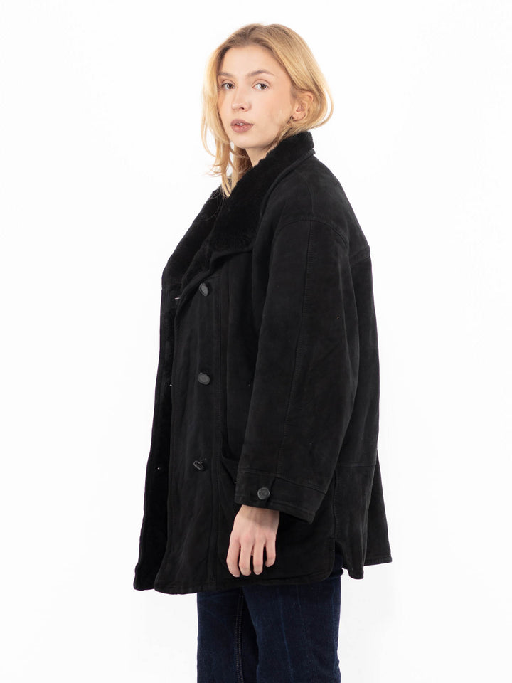 Vintage 90's Women Sheepskin Coat in BlackA1081