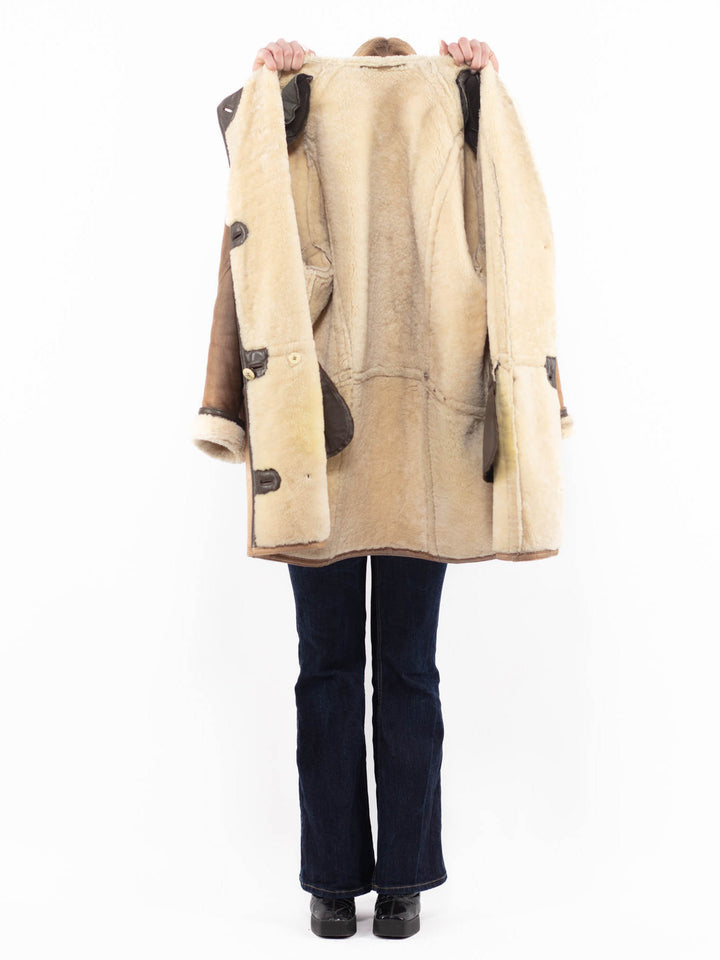 Vintage 90's Women Sheepskin Coat in BrownA1090