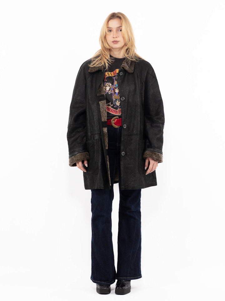 Vintage 90's Women Sheepskin Coat in BlackA1091
