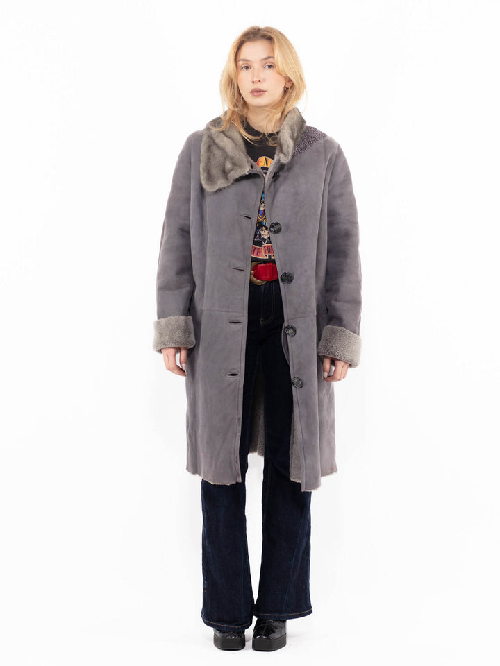 Vintage 90's Women Sheepskin Coat in GrayA1096