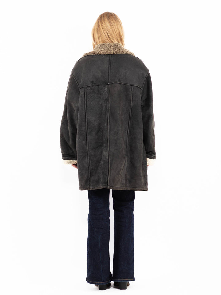 Vintage 90's Women Sheepskin Shearling Coat in BlackA0733
