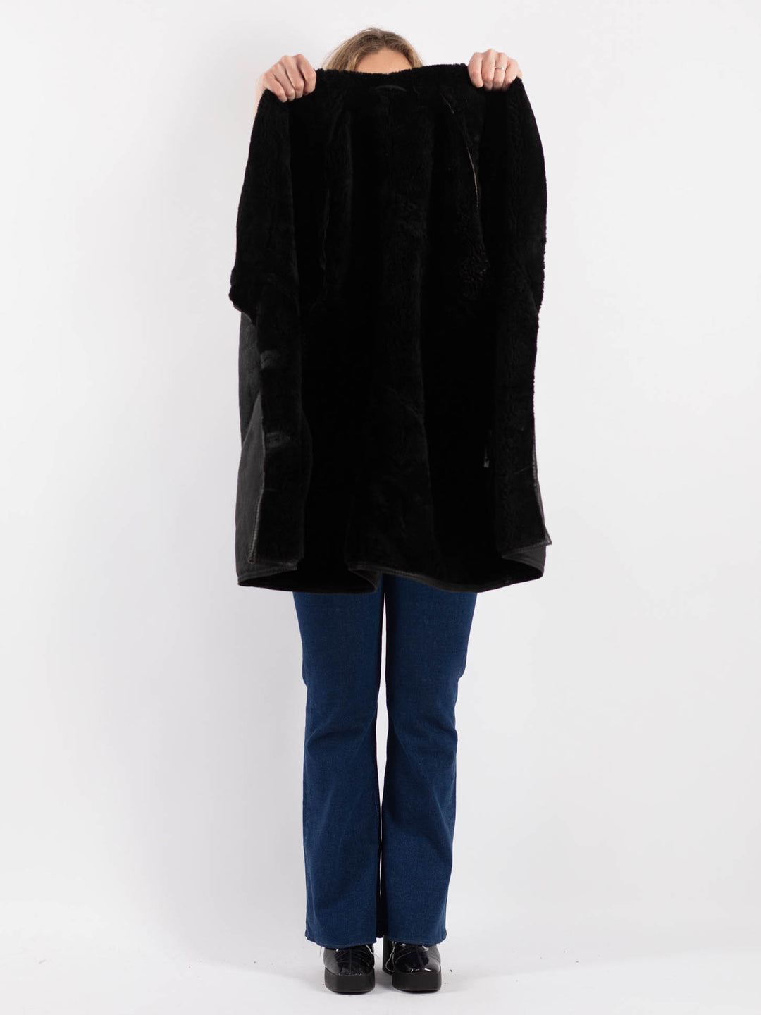 Vintage 90's Women Sheepskin Coat in Black