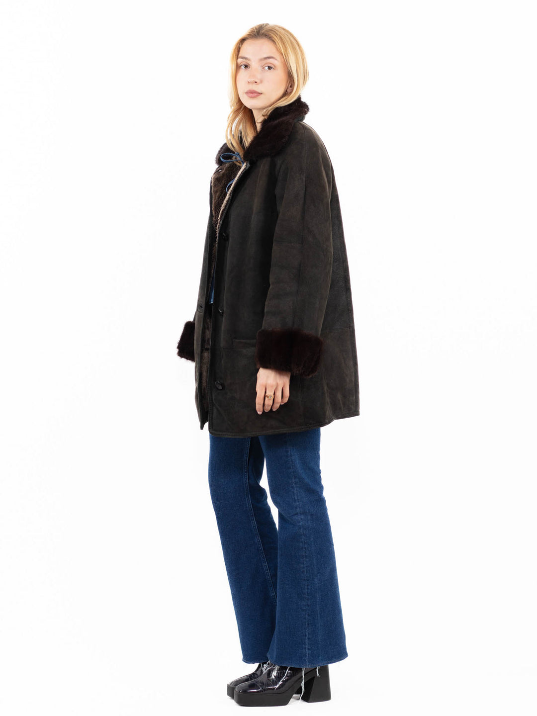 Vintage 90's Women Sheepskin Coat in A0085