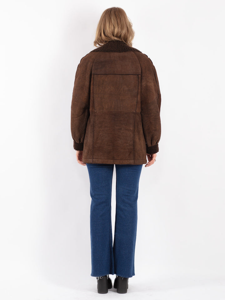 Vintage 90's Women Sheepskin Coat in Brown