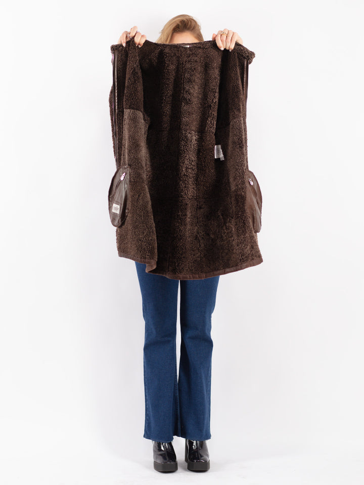 Vintage 90's Women Sheepskin Coat in Brown