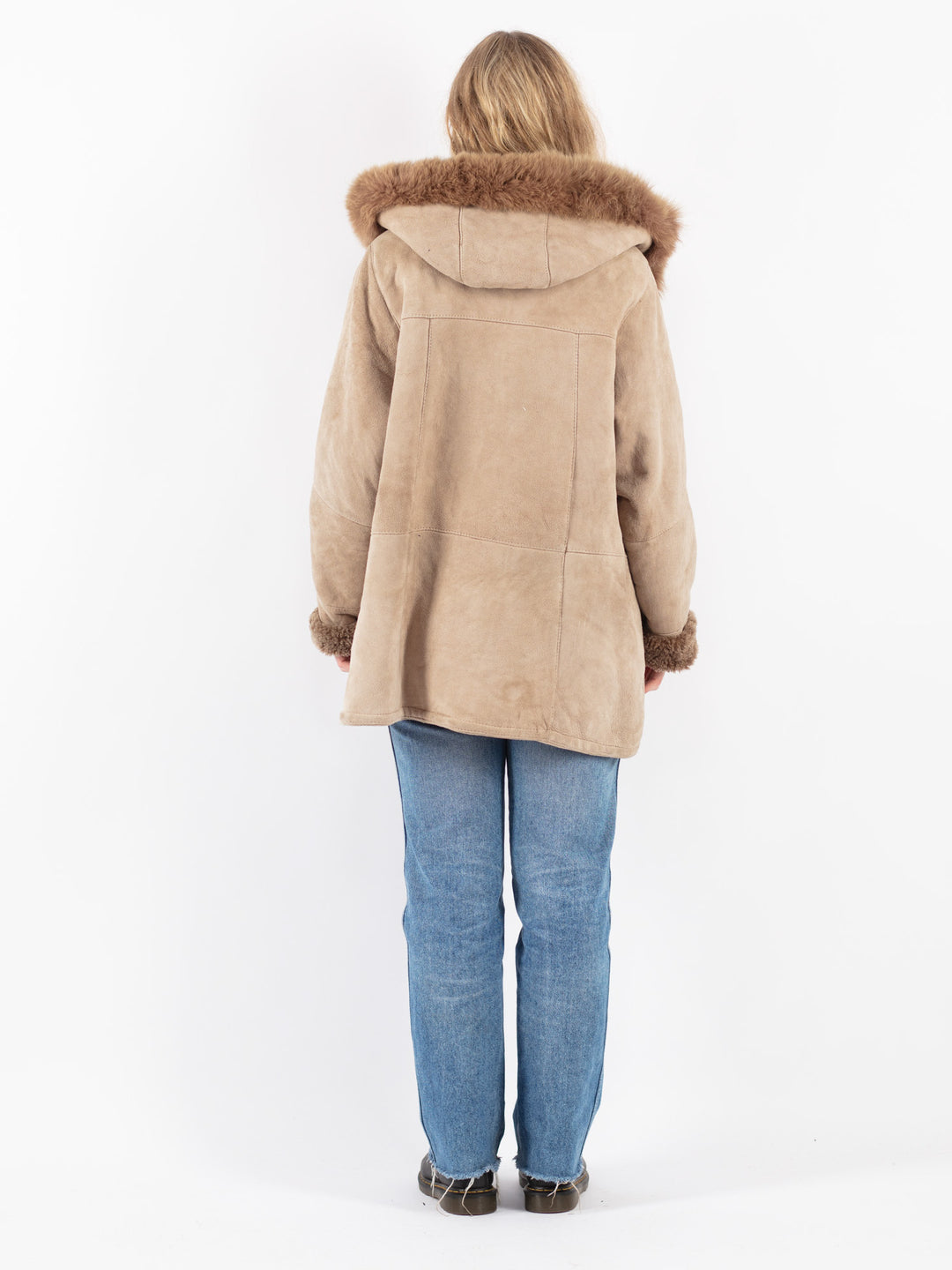 Vintage 90's Women Sheepskin Coat in Beige