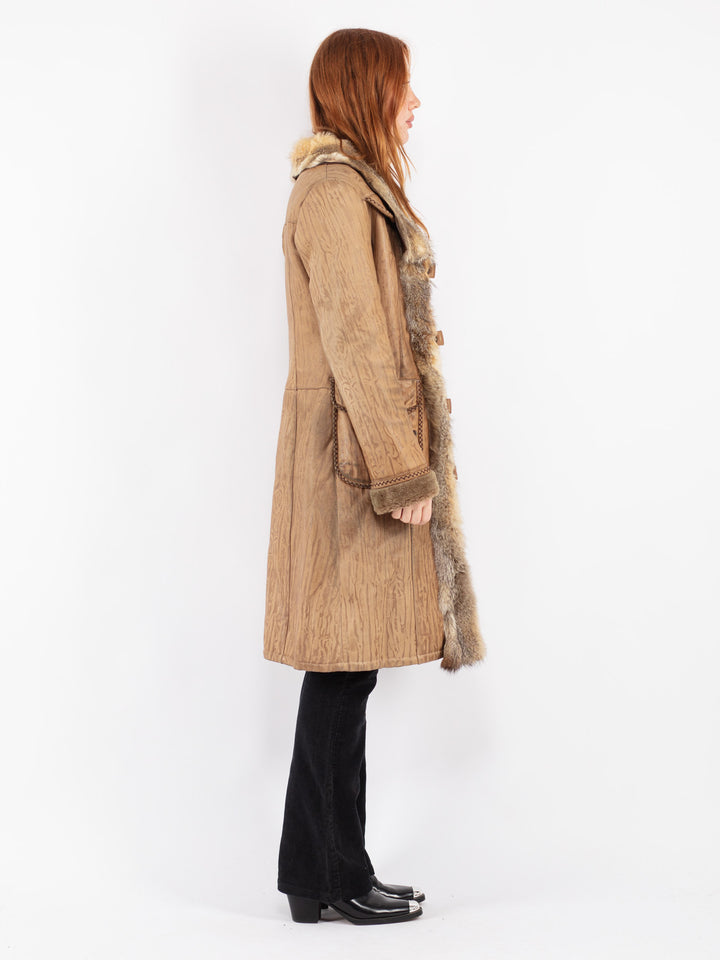 Vintage 90's Women Sheepskin Coat in Beige