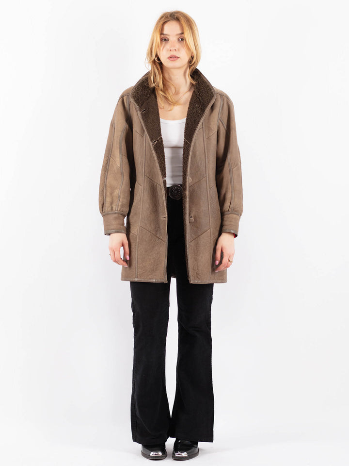 Vintage 90's Women Sheepskin Coat in BeigeV9677