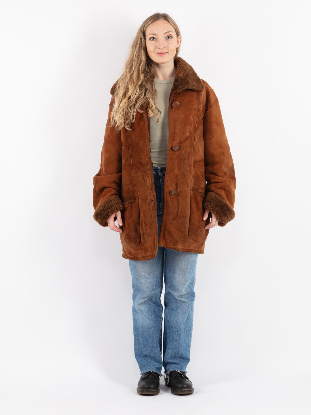 Vintage 90's Women Sheepskin Coat in Brown