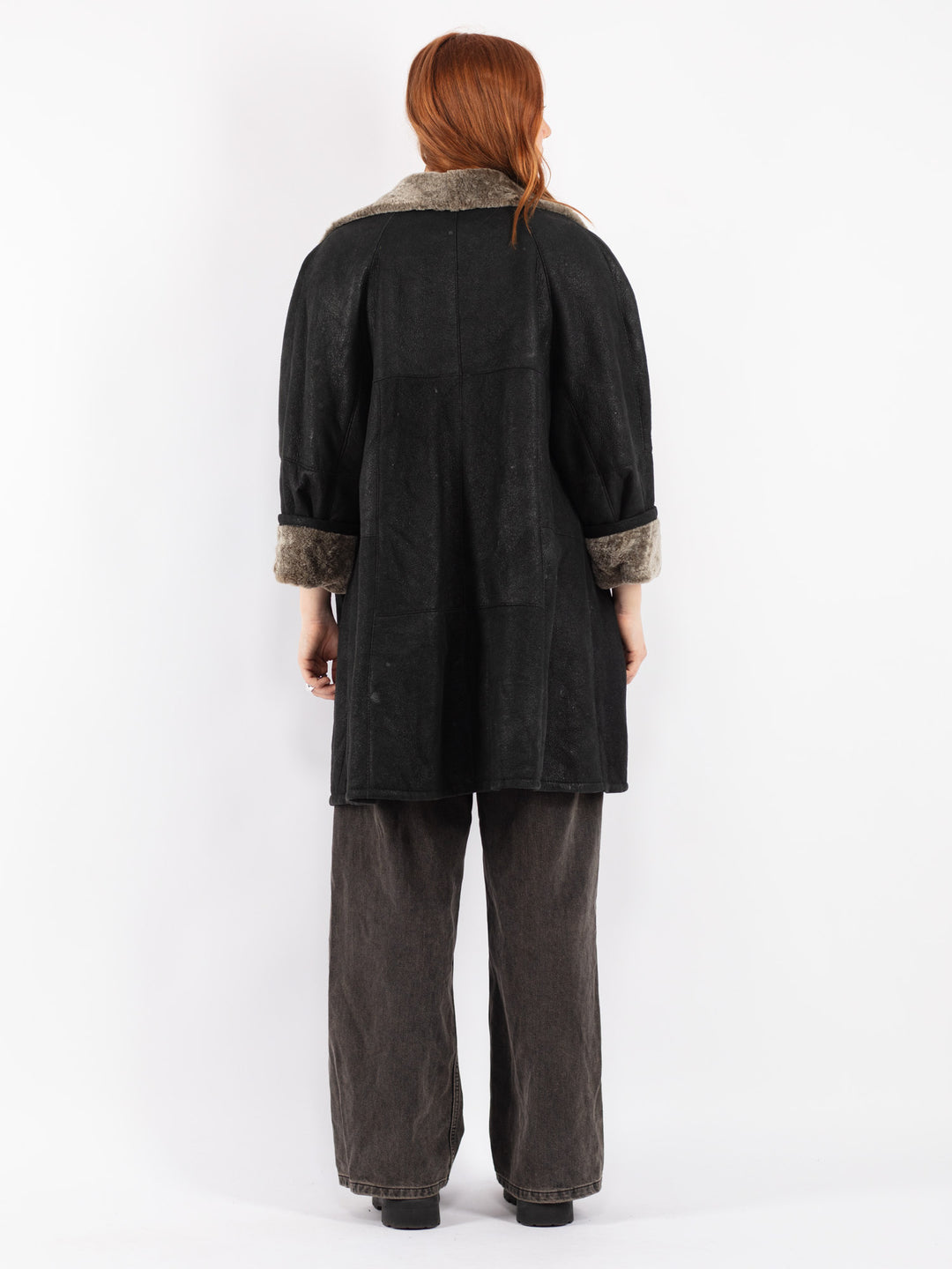 Vintage 90's Women Sheepskin Coat in Black