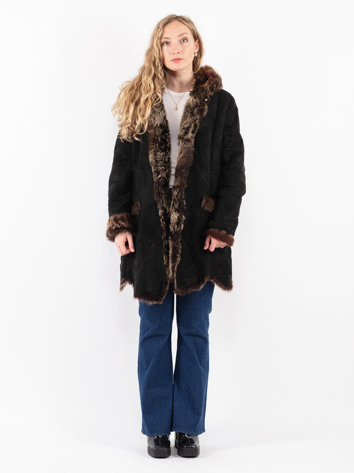 Vintage 90's Women Sheepskin Coat in Black