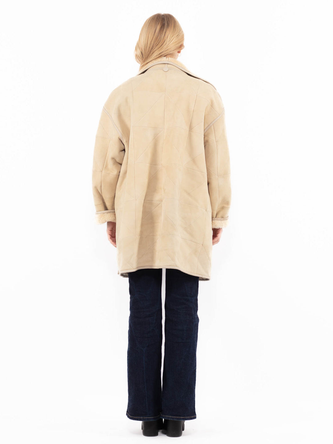 Vintage 90's Women Sheepskin Coat in BeigeA1169