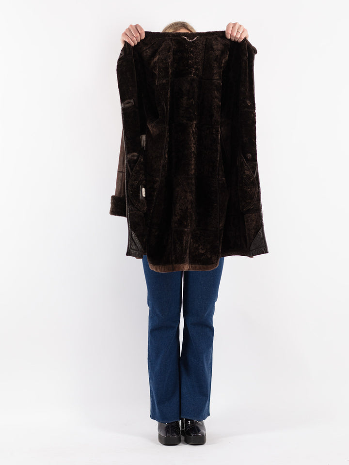 Vintage 90's Women Sheepskin Coat in Brown