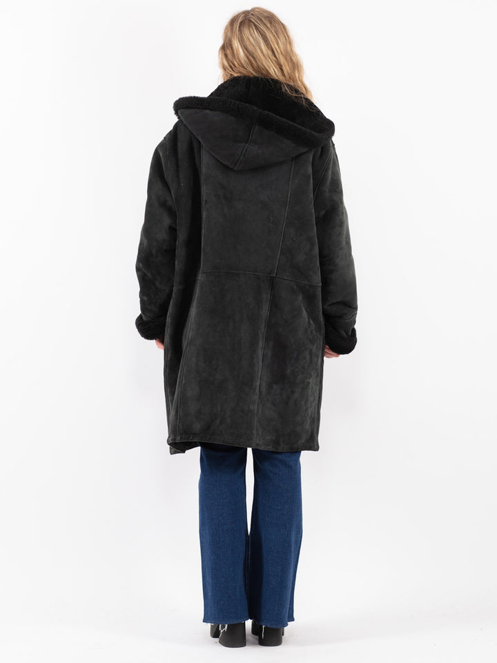 Vintage 90's Women Sheepskin Coat in Black