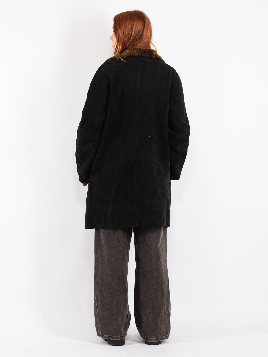Vintage 90's Women Sheepskin Coat in Black