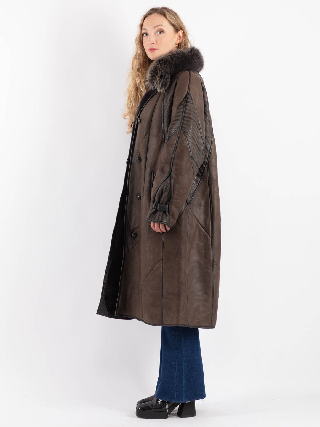 Vintage 90's Women Sheepskin Coat in BrownV9213