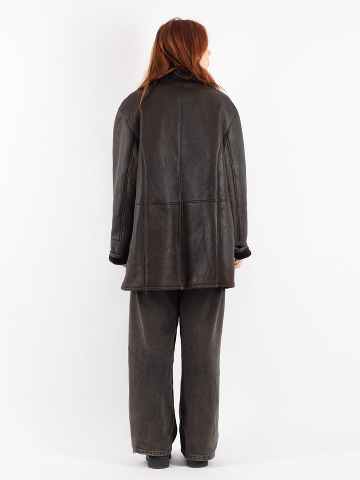 Vintage 90's Women Sheepskin Coat in Brown
